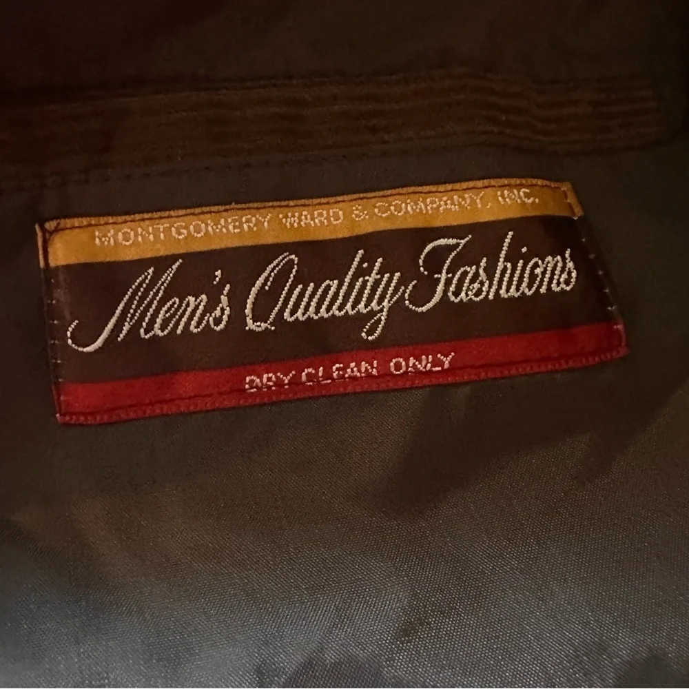 Vintage Montgomery Ward Men’s Corduroy Blazer Brown Size 38L Made in Hong Kong